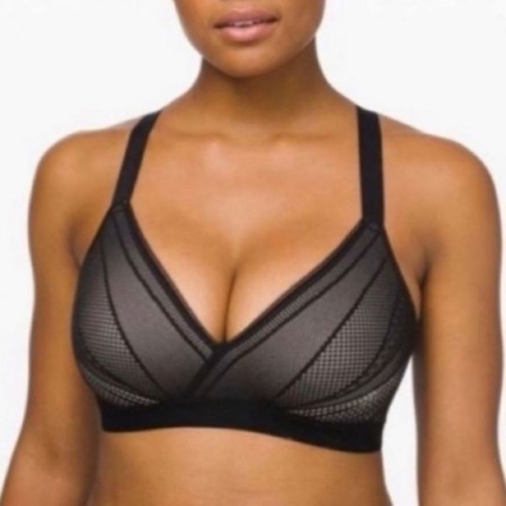 Lululemon awake to lace‎ racerback bra black